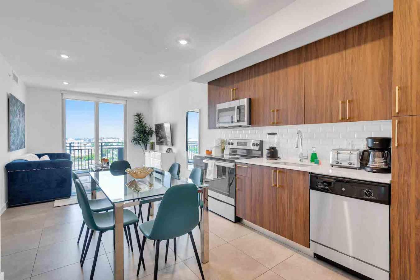 Amazing 3 Bed Unit In Dwntwn Miami With Free Parking Lejlighed Eksteriør billede
